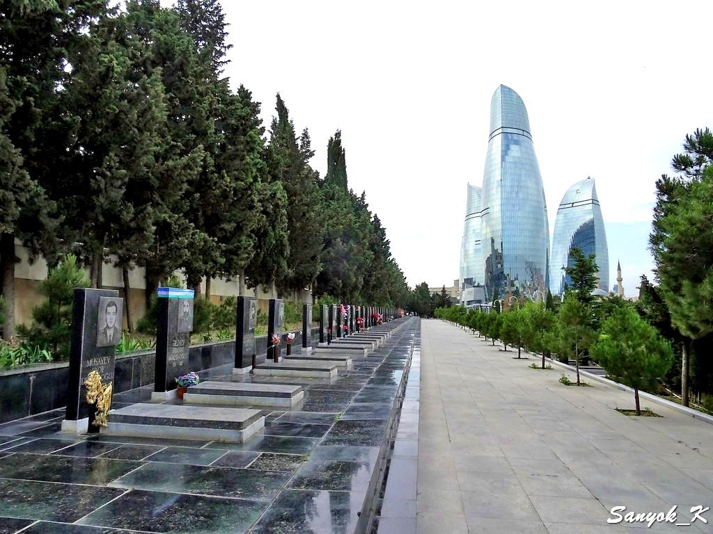 2857 Baku Alley of Martyrs Lane Баку Аллея Шахидов