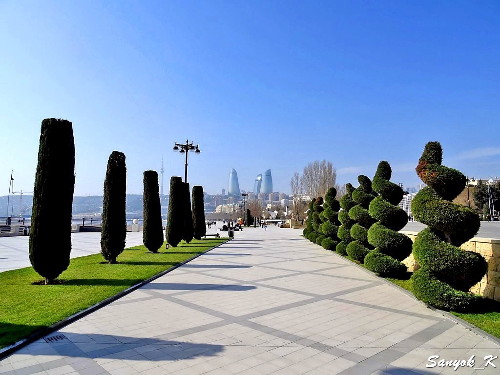 2542 Baku Boulevard National park Баку Приморский бульвар