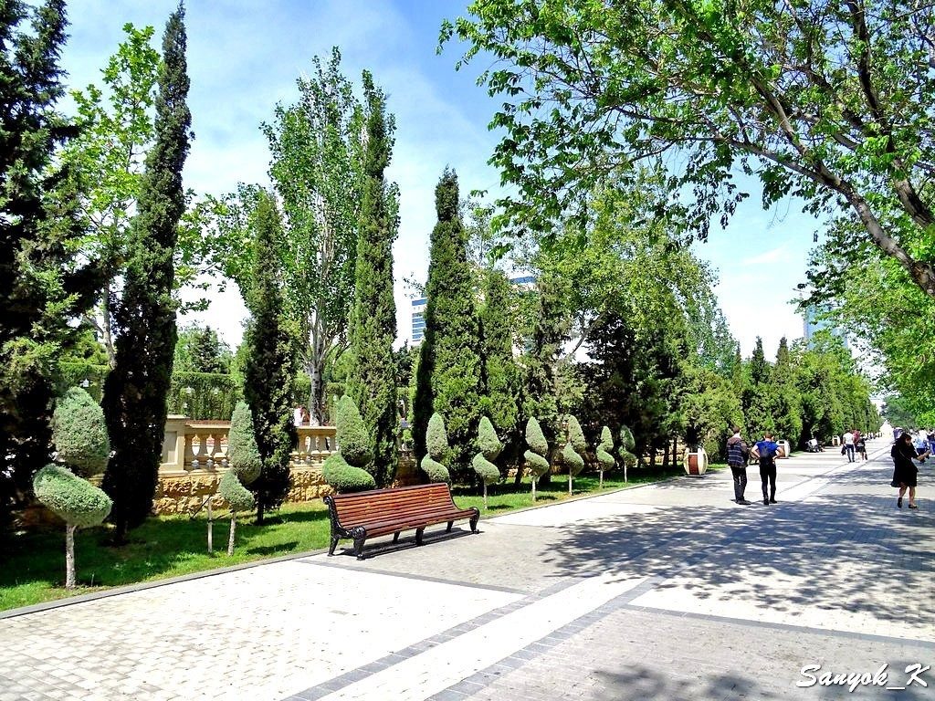 2581 Baku Boulevard National park Баку Приморский бульвар