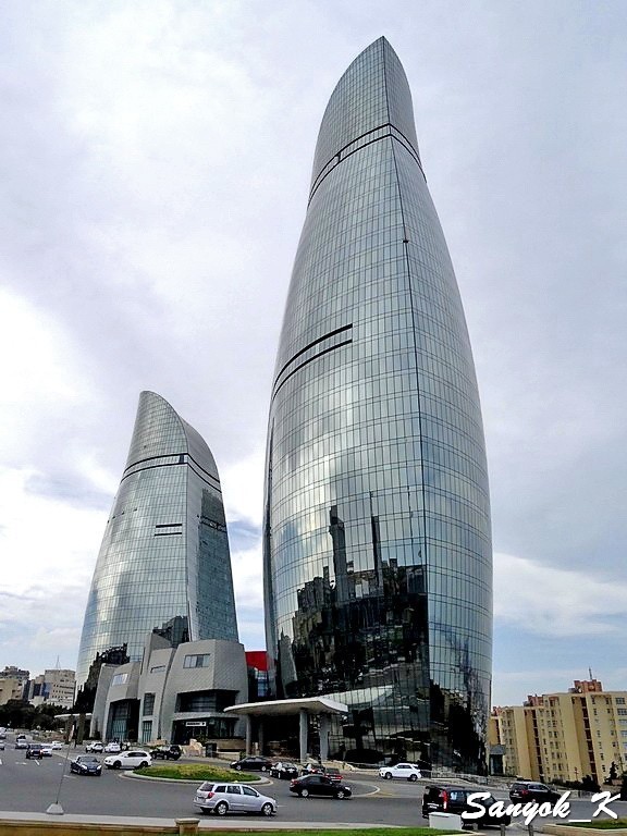2870 Baku Flame Towers Баку Пламенные башни