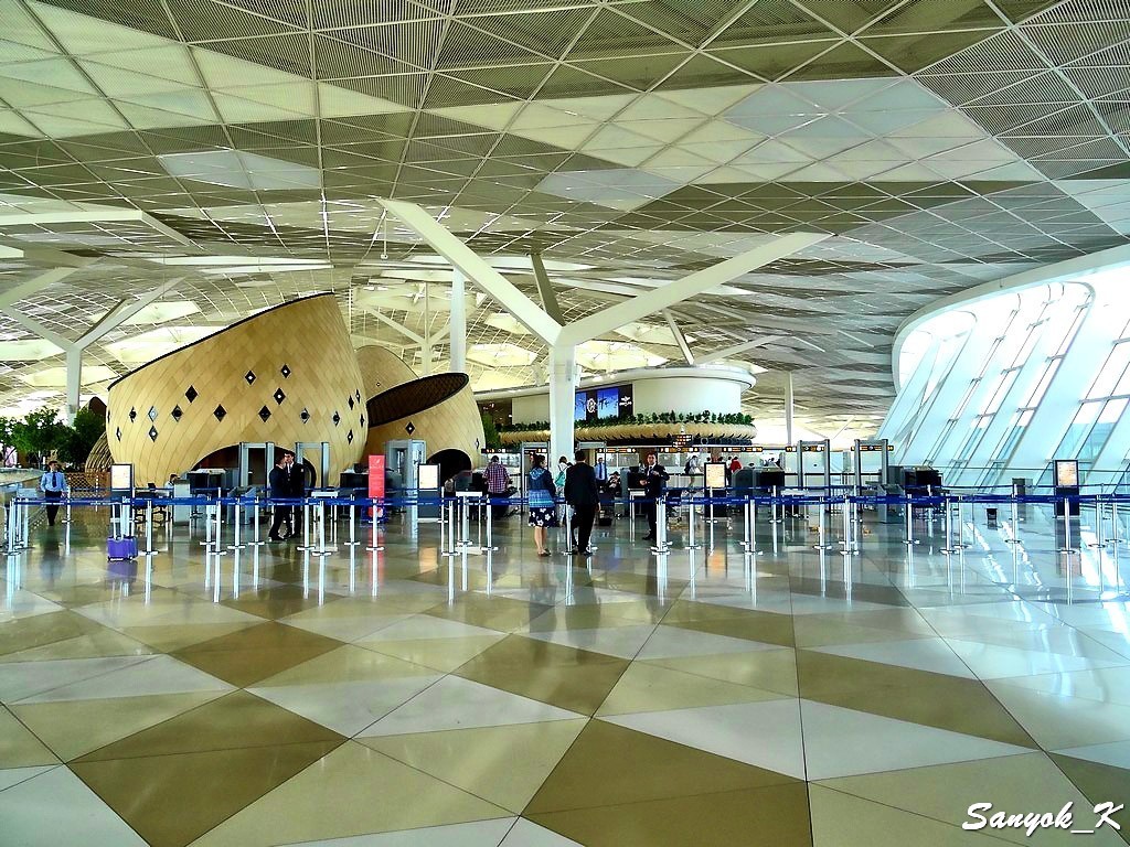 2716 Baku Heydar Aliyev Airport Баку Международный аэропорт Гейдар Алиев