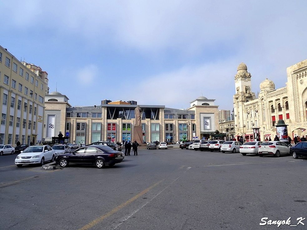 0296 Baku Railway Station 28 May square Баку Бакинский Железнодорожный Вокзал Площадь 28 мая