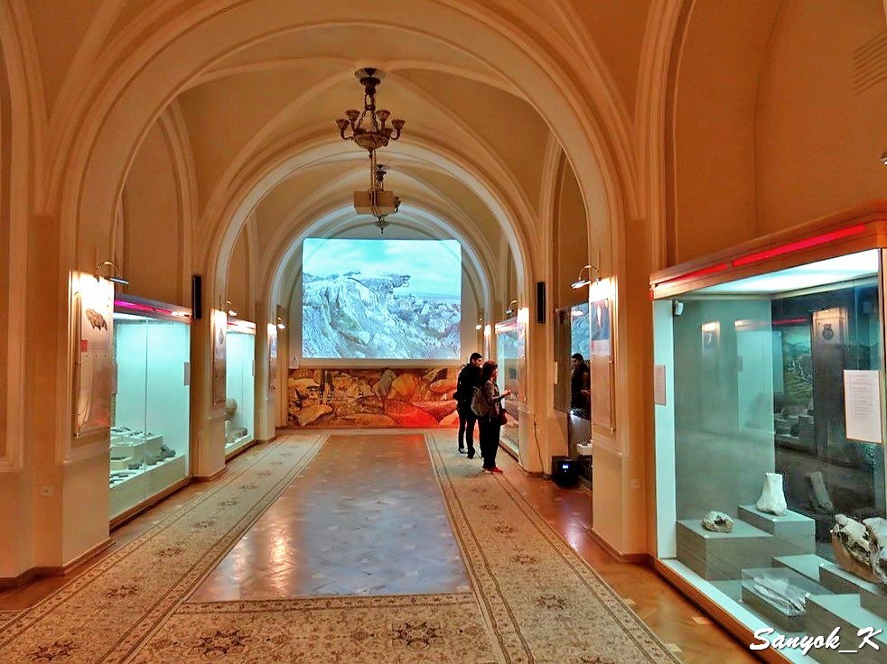 3212 National Museum of Azerbaijan History Национальный музей истории Азербайджана