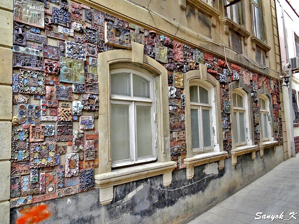 3462 Icheri Sheher Building decorated with tiles Ичери шехер Дом украшенный кафелем