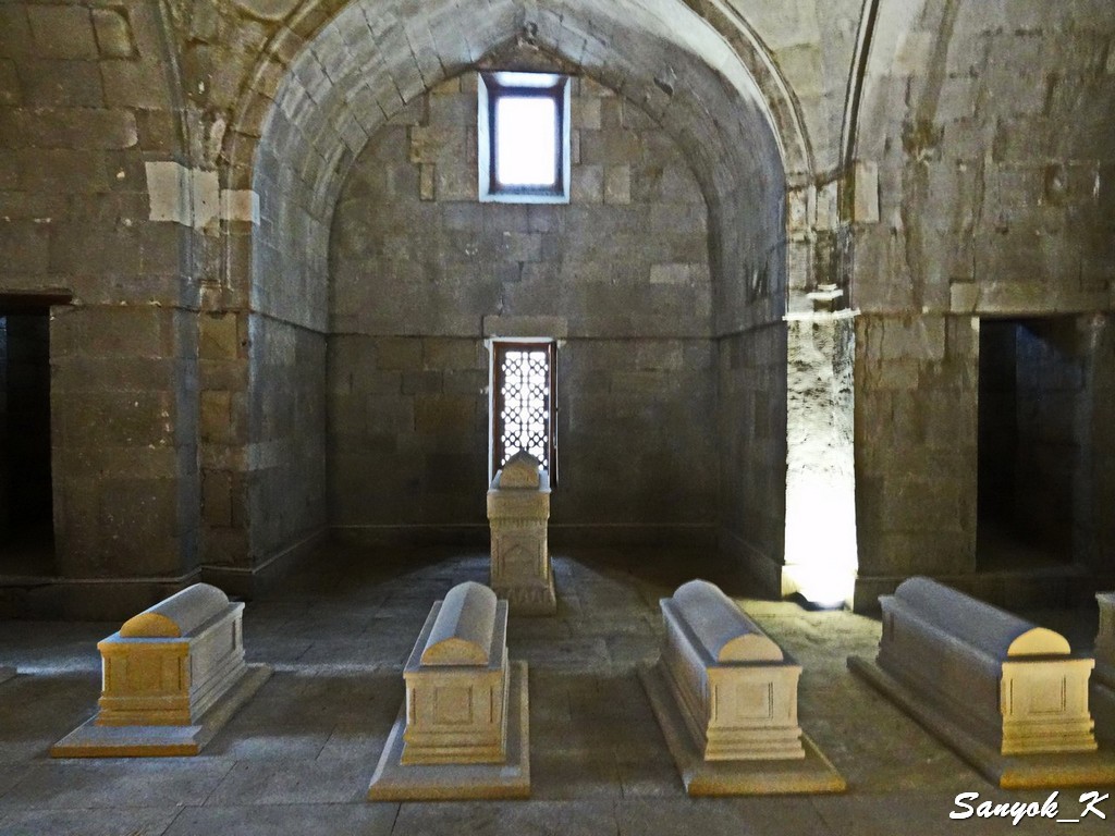 6944 Palace of Shirvanshahs Tomb of Shirvanshahs family Дворец Ширваншахов Мавзолей Ширваншахов