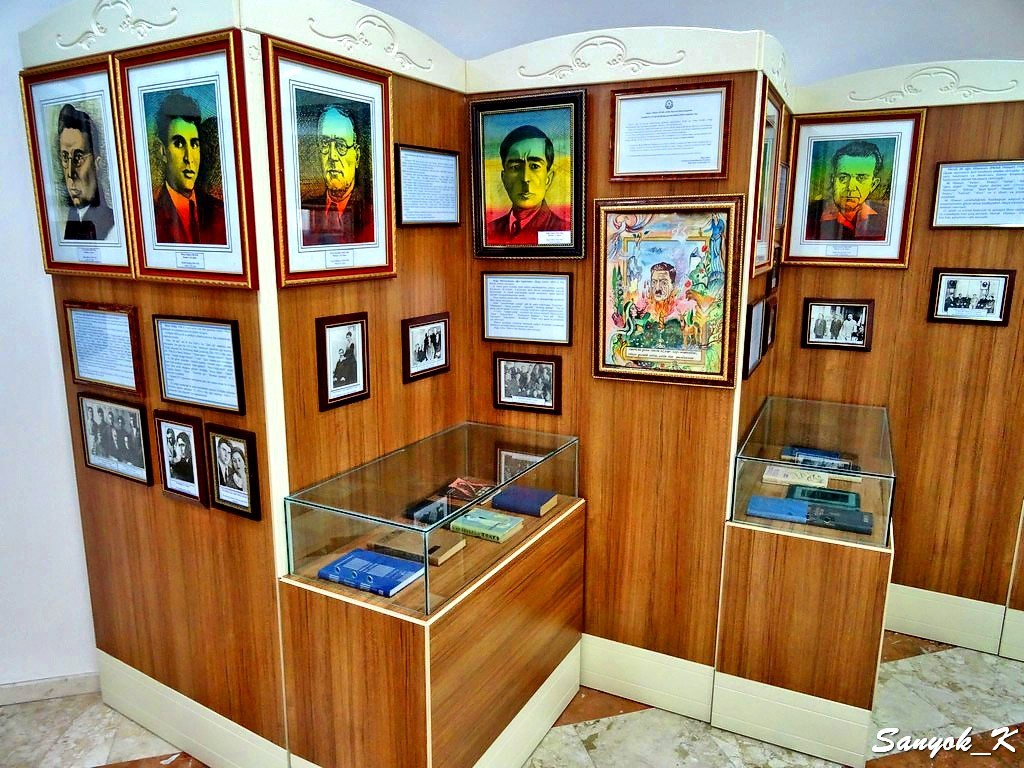 9309 Nakhchivan Museum of Literature Нахичевань Литературный музей